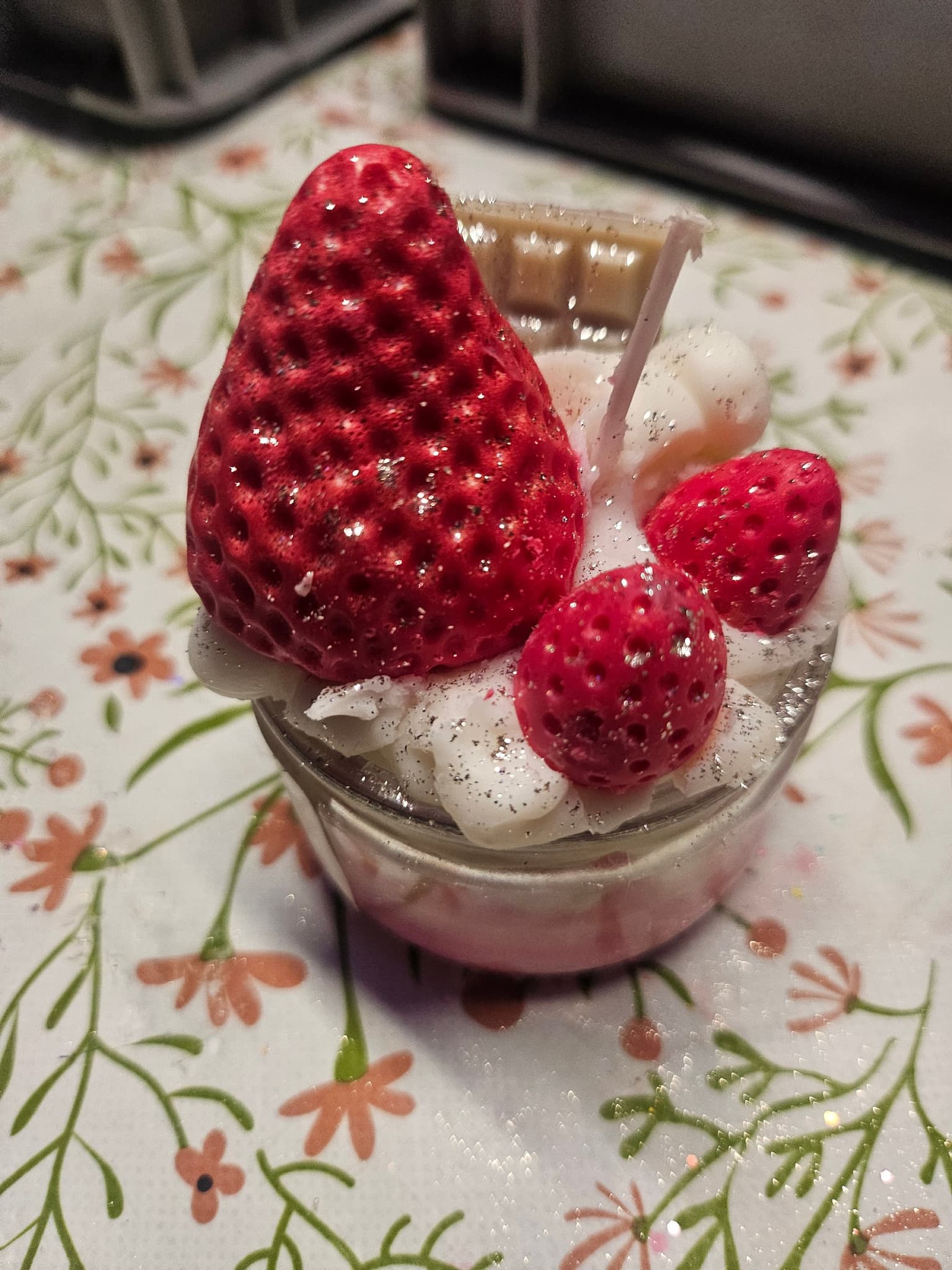 Bougie gourmande en cire de soja fraises