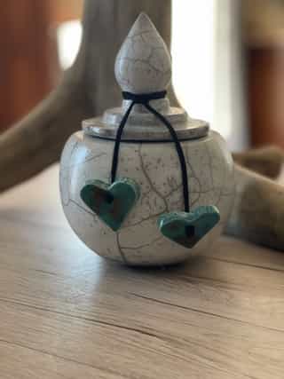 Boîte en Raku et pampilles coeur