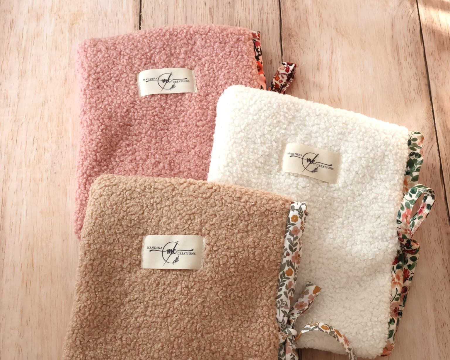 Pochettes pour livre de poche en bouclette - plusieurs coloris