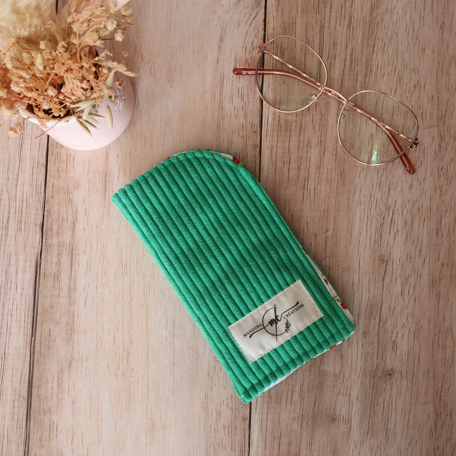 Étui à lunettes en velours côtelé vert prairie - tissu Cerises